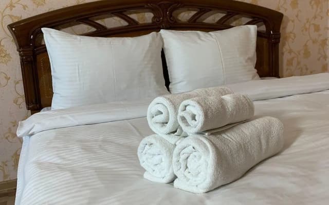 Home Hotel (Хоум Отель) на Институтской 7