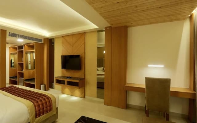 Hotel Omega - Gurgaon Central