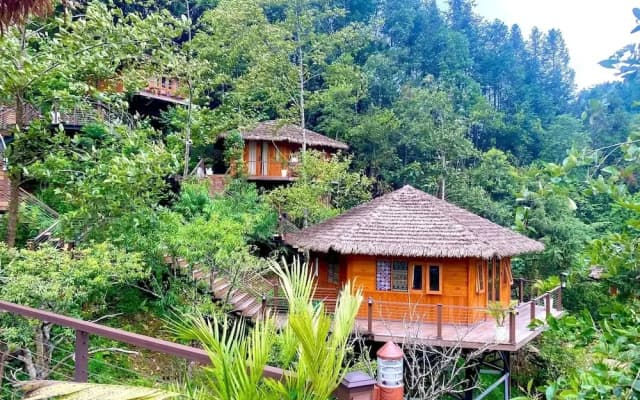 Sinai Bungalow & Hotel SaPa