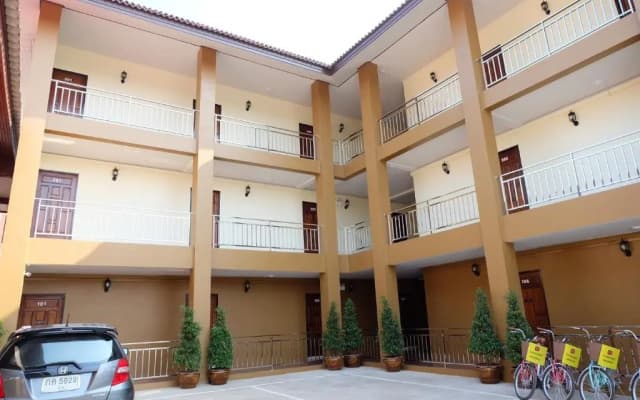 Benya Hotel