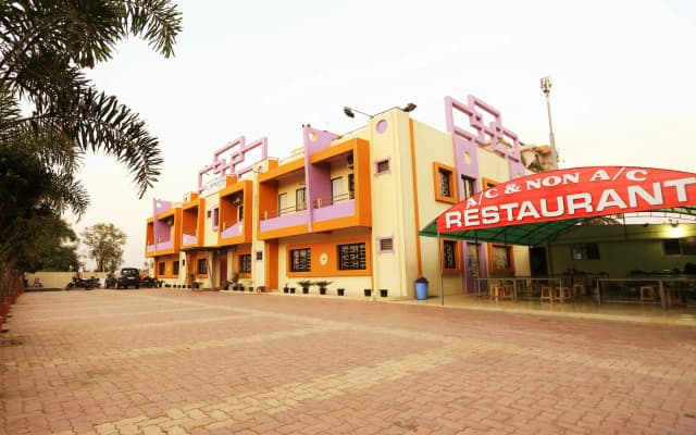 Hotel Somnath Sagar