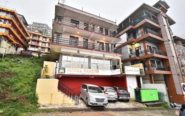 Hotel Varuni Mcleodganj