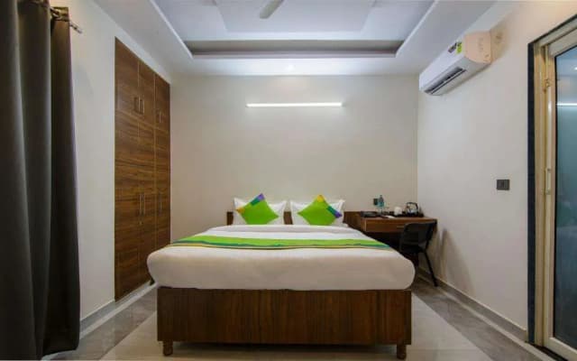 Treebo Grand Vista - 63A