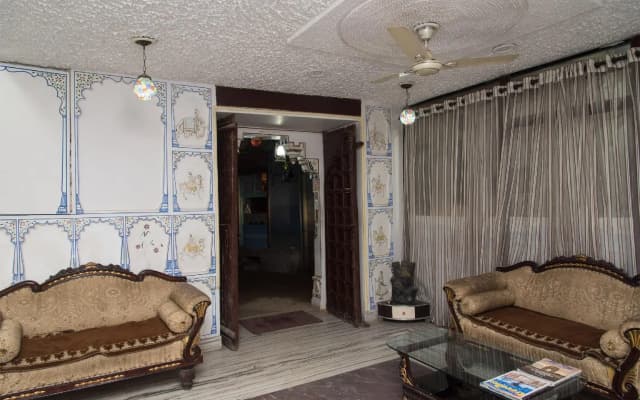 Hotel Pichola Haveli