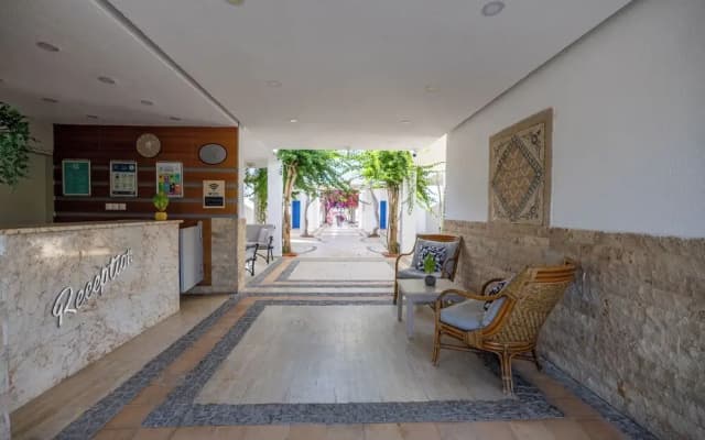 Ladonia Hotels Zemda