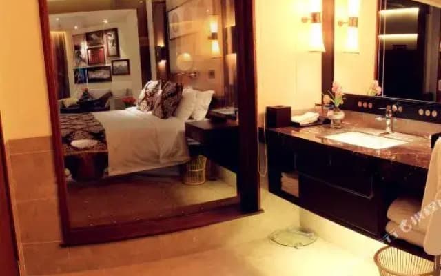 V-CONTINENT Nyingchi Hotel