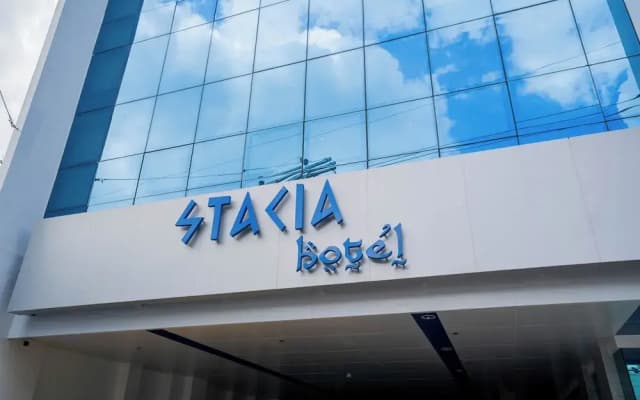 Stacia Hotel