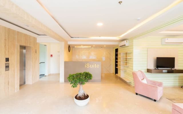 iSuite Hotel Kharadi Pune