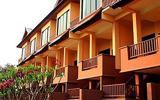 Villa San Pee Seua