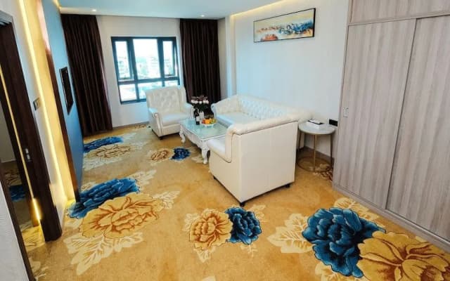 Diamond Hotel Binh Duong