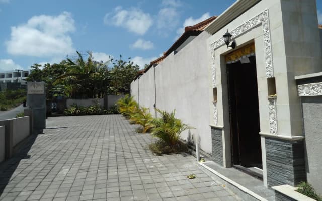 Arya Residence