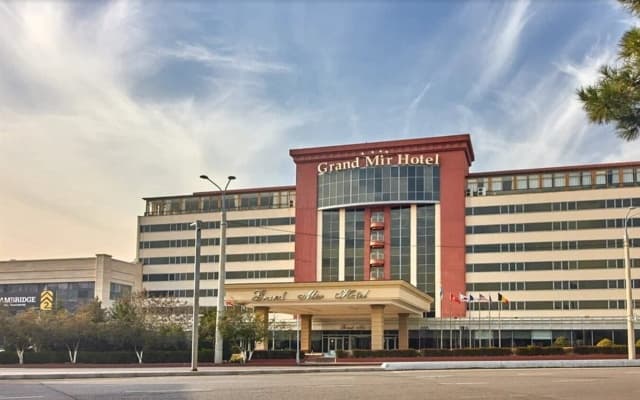 Отель Grand Mir