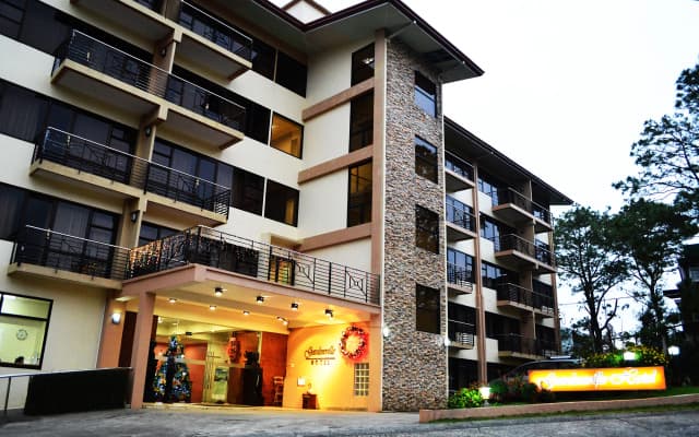Gardenville Hotel