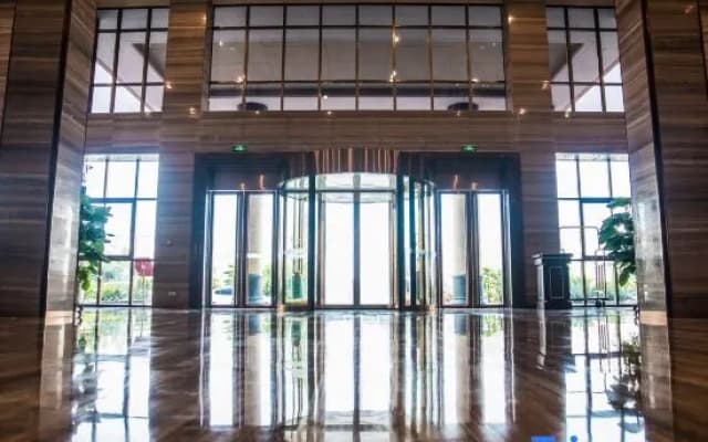 Xin Hai International Holiday Hotel