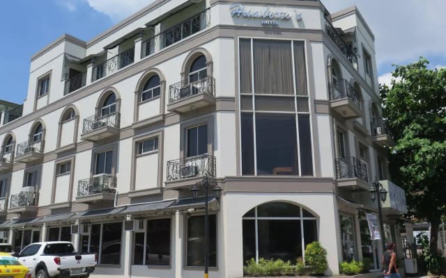 Humbertos Hotel