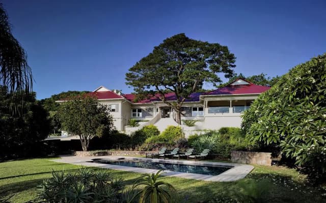 UmSisi House