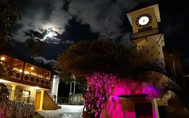 Hotel refugio rancho tota