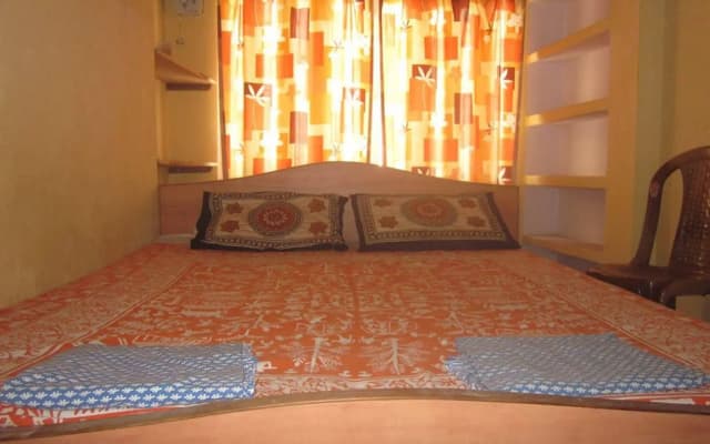 Khushi Paying Guest House