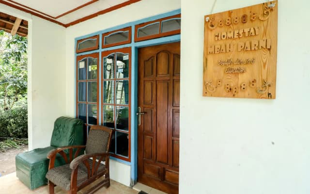 Homestay Mbah Parni