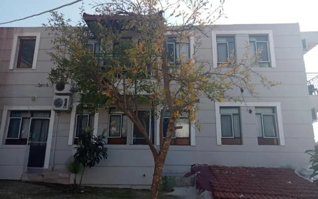 Tuthaliya Hotel
