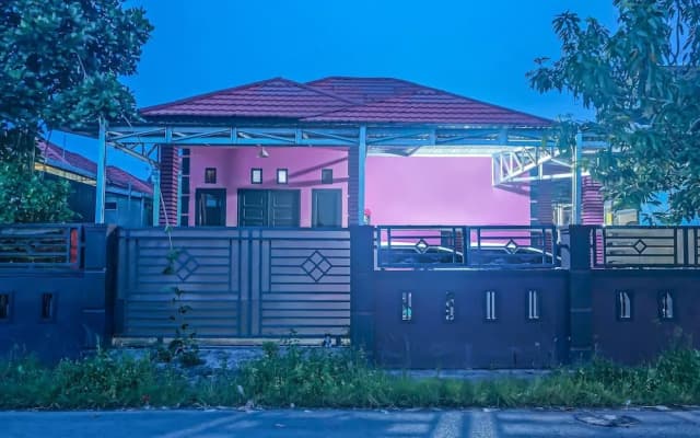 Hotel O Adam Kost SyariahNearWisata Jembatan Barito