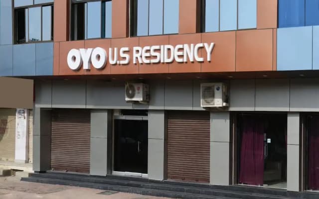 OYO 10969 Hotel US Residency