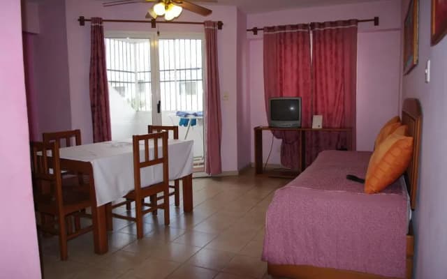 Acuarium Suite Resort