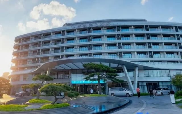 Rizhao Azure Holiday Hotel