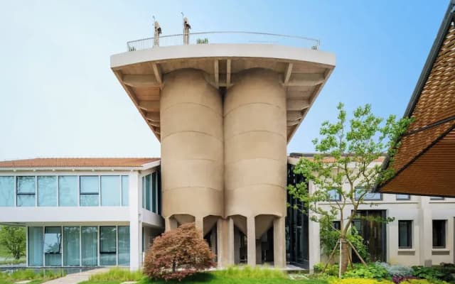 Jiangnan House  Yangcheng Lake