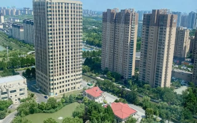 Super 8 Hotel Premier (Anyang High-speed Railway Yingbin Park)