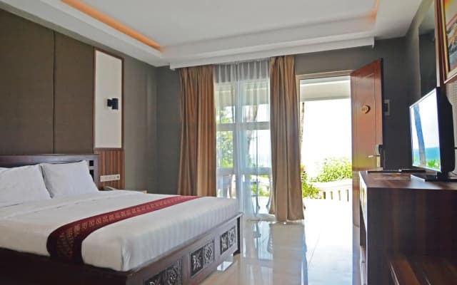 Queen of The South Resort