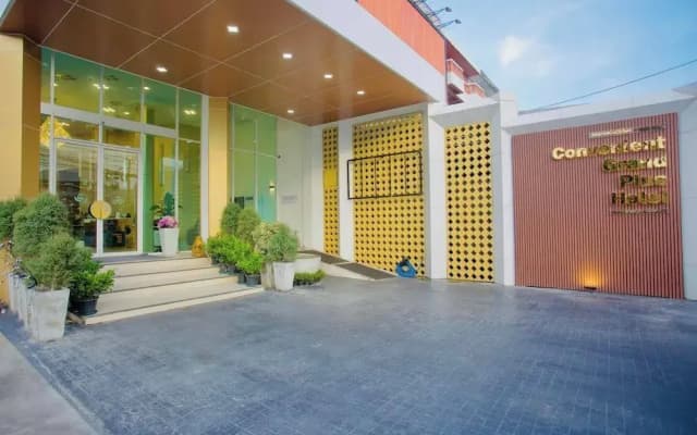 Convenient Grand Plus Hotel Suvarnabhumi