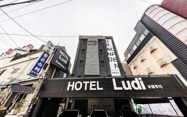 Shinchon Hotel Ludi