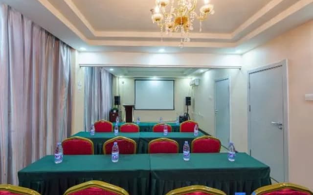Lanting Hotel (Liaocheng Wanda Plaza Branch)