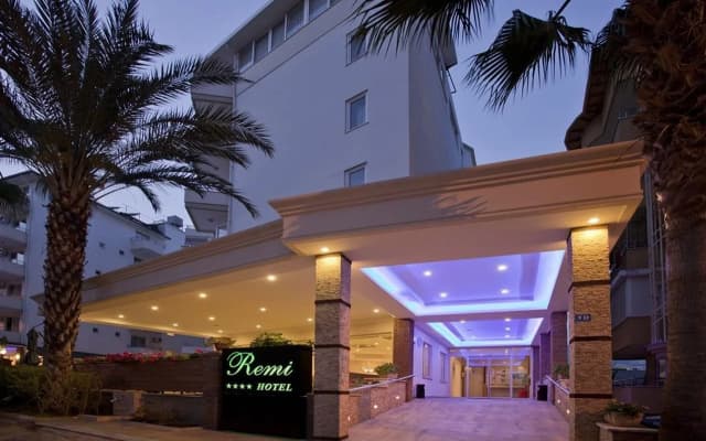 Remi Hotel