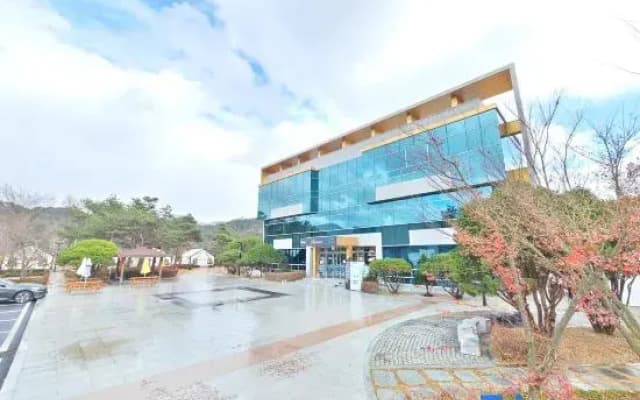 Geochang Surfing Park Resort & Glamping