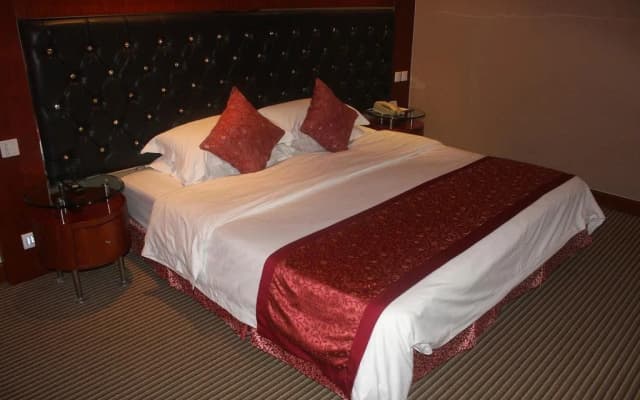 Guangyuan Dingshan Hotel