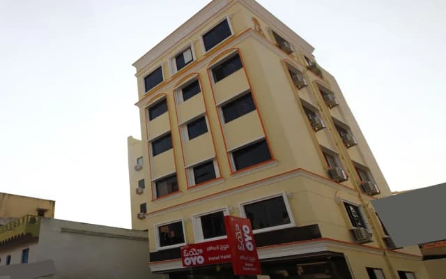 Hotel Vaishnavi By OYO Rooms