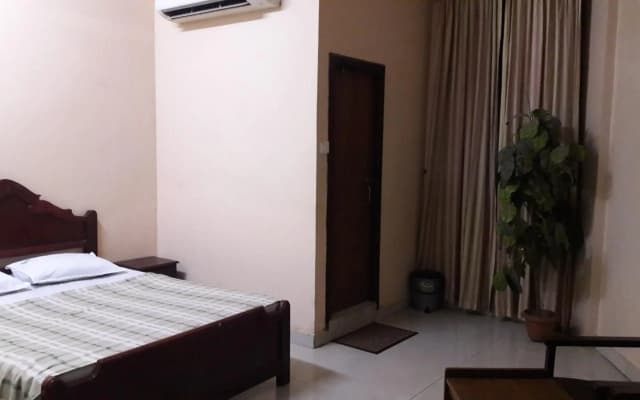 Saj Rest' inn