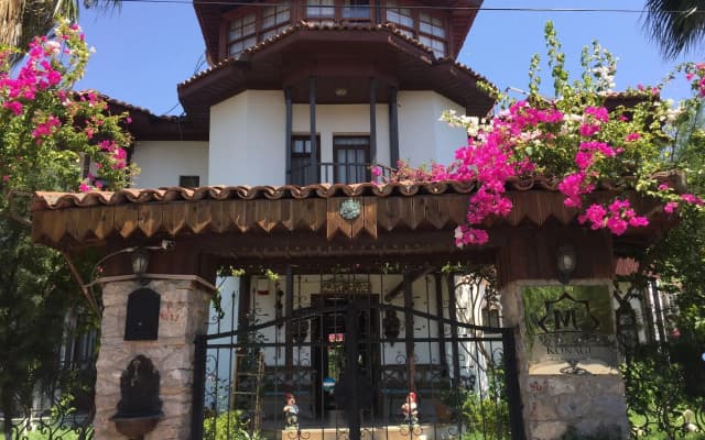 Murat Paşa Konağı Boutique Hotel