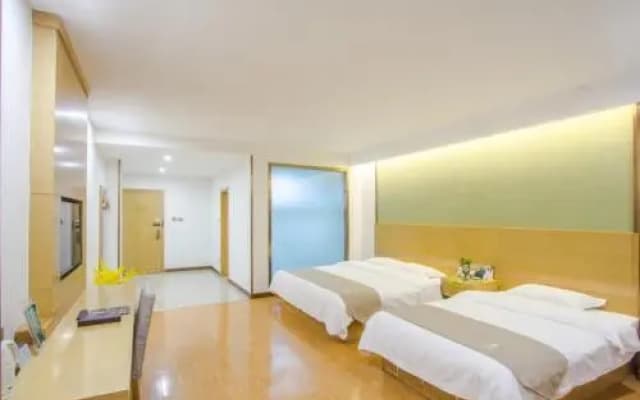 GreenTree Inn Zhejiang Jiaxing Xinteng Town Jiayuan Square Express Hotel