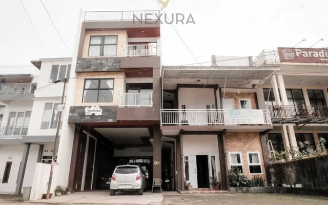 Limaran Syariah Nexura Collection
