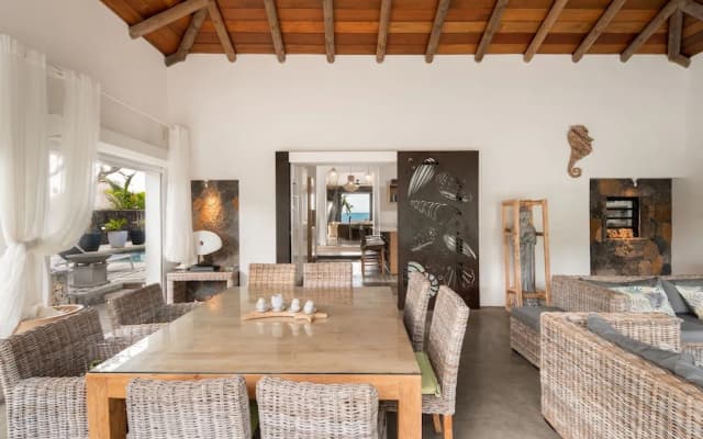 Koki Bonheur by muse villas
