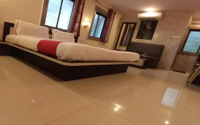 Hotel Panchgani Crown