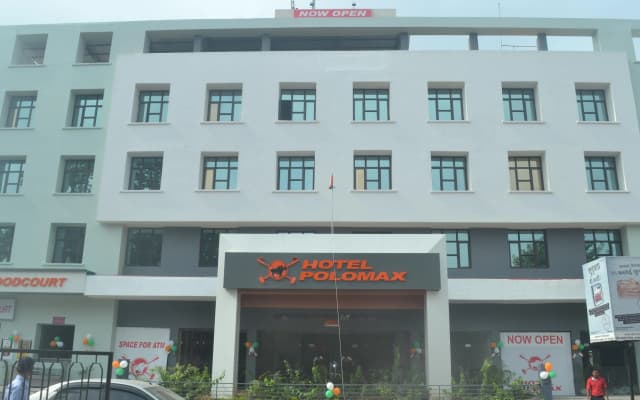 Max Hotels Prayagraj