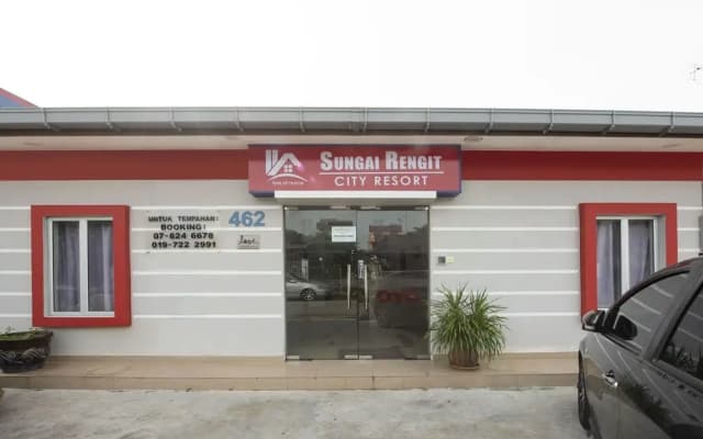 OYO 90336 Sungai Rengit City Resort 1