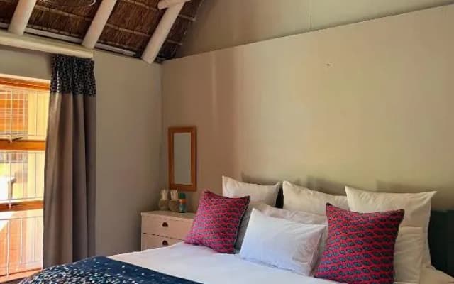 Rivers Own Guest Lodge