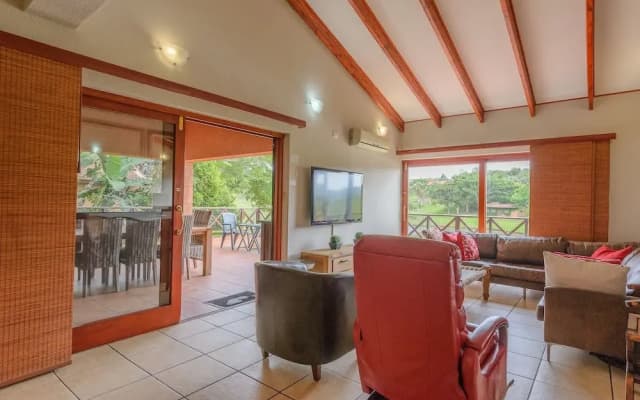 San Lameer Villa Rentals 10431