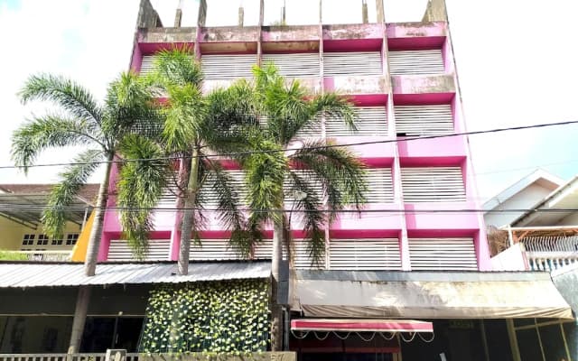 Hotel O Batu Putih Homestay