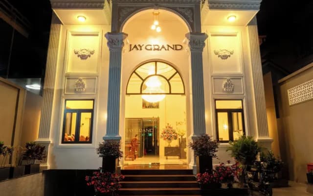 Jay Grand Dalat Hotel